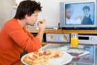 مشاهدة التلفاز تضاعف خطر الإصابة بتجلط الدم