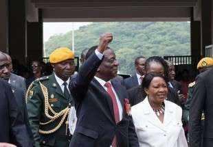Emmerson Mnangagwa sworn in as Zimbabwe’s president