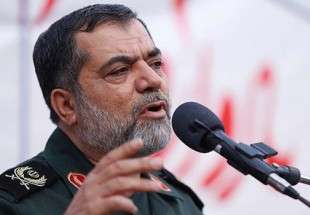 قائد ايراني: ابناء الاسلام ضحوا بانفسهم واموالهم في مجابهة الدواعش والتكفيريين