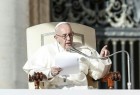 بابا الفاتيكان يدعو إلى احترام الوضع القائم في القدس