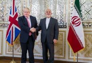جونسون من طهران: بريطانيا ملتزمة بالتنفيذ الكامل للاتفاق النووي