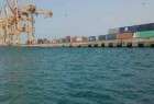 وزارة النقل اليمنية تنفي دخول أي سفن إلى ميناء الحديدة