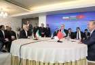 ظريف: الاجتماع الثلاثي بين ايران وتركيا واذربيجان خطوة فاعلة للتعاون الإقليمي