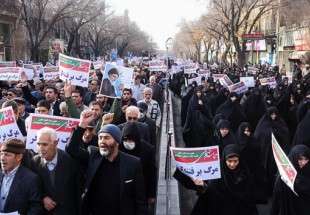 Iran: le gouvernement agira contre ceux qui "utilisent la violence