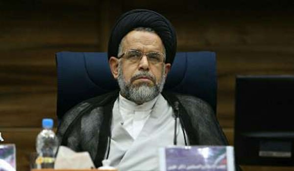 وزير الامن الايراني: سنوجه ردا صاعقا للمجموعات الارهابية واعداء الثورة في المنطقة قريبا