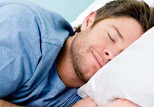 دراسة تبين معنى الكلام أثناء النوم
