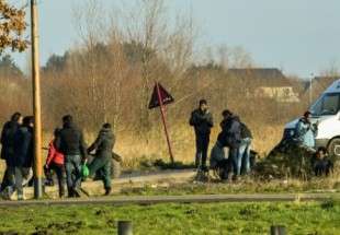 Mineurs de Calais: les enfants migrants attendent le long processus de leur acception au Royaume-Uni