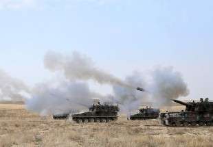 ترکیه حمله توپخانه ای را آغاز کرد
