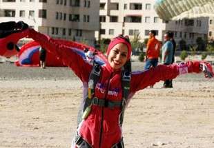 Iranian woman skydiver looks to break down stereotypes