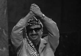 "صعود وقتل أولاً".. تفاصيل خطة إسرائيل لاغتيال ياسر عرفات عام 1982