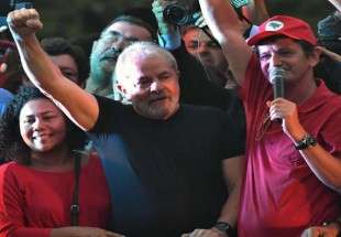القضاء البرازيلي يمنع الرئيس الأسبق لولا دا سيلفا من مغادرة البلاد
