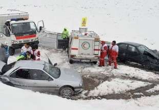 اغاثة 40 الف شخص كانوا عالقين بسبب موجة الثلوج في ايران