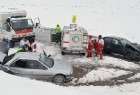 اغاثة 40 الف شخص كانوا عالقين بسبب موجة الثلوج في ايران