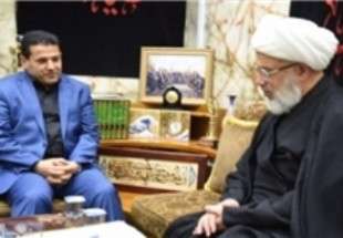 ​عیادت وزیر کشور عراق از نماینده آیت‌الله سیستانی در کربلا پس از سوء قصد به ایشان