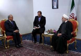 الرئيس روحاني : طهران ترحب بتنمية العلاقات مع طشقند