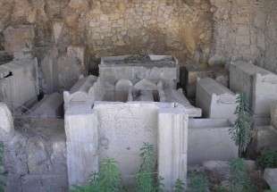 اكتشاف مقبرة تعود للحقبة البيزنطية غرب نابلس