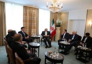 ظريف ورئيس وزراء اقليم كردستان العراق يلتقيان على هامش مؤتمر ميونيخ