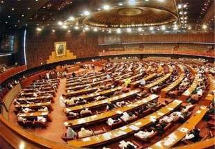 البرلمان الباكستاني يعارض بشدة إرسال وحدات عسكرية باكستانية الى السعودية