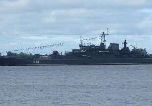 وسائل إعلام تسخر من عجز الأسطول البريطاني عن مرافقة السفن الروسية