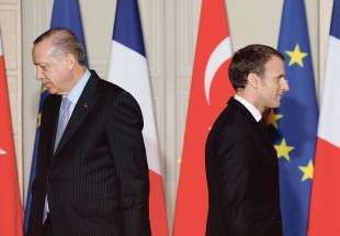 Syrie: le président français insiste sur la mise en place de la trêve à Afrine