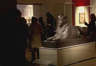 Iran museum showcases Louvre artworks