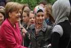 "ميركل" ترد على وزير داخليتها: الإسلام جزء من ألمانيا!