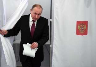 روس میں صدارتی انتخاب کے لیے پولنگ کا عمل جاری