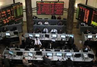 مصر تعتزم طرح حصص في شركات حكومية بالبورصة