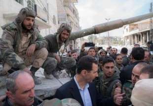 بشار اسد کا مشرقی غوطہ میں فوجی چھاونی کا دورہ