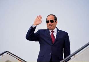 Facing little contest, Sisi seeks high turnout in Egypt vote