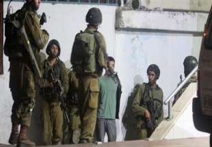 بازداشت 14 فلسطینی در مناطق مختلف کرانه باختری و قدس اشغالی/کارشکنی رژیم صهیونیستی در آزادی شیخ رائد صلاح
