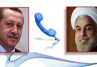 روحاني: يستنكر العدوان الثلاثي الغربي على سوريا ووصفه بالإجرامي