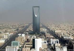 السعودية توقف نحو مليون شخص وترحل الآلاف