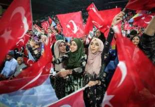 En Bosnie, Erdogan tente de mobiliser les Turcs d