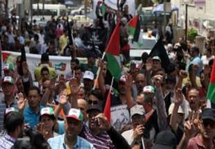 تجمع گروه‌های فلسطینی مقابل دفتر سازمان ملل در رام‌الله
