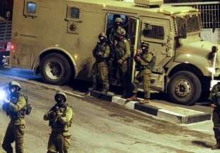 العدو الاسرائيلي ينفذ حملة اعتقال ودهم في القدس والضفة الغربية
