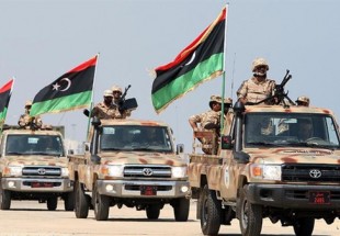 الجيش الليبي يتقدم في أحياء درنة ويعيد الحياة لسكانها