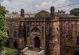 بھارت میں ایک اور تاریخی مسجد ہندو شرپسندوں کے نشانے پر