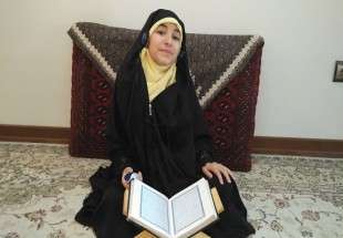 طفلة ایرانیة في السابعة تحفظ القرآن كاملاً