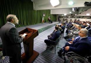 قائد الثوره يستقبل اعضاء مجلس الشوري الاسلامي الاربعاء
