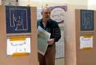 Irak/législatives: le recomptage manuel des votes