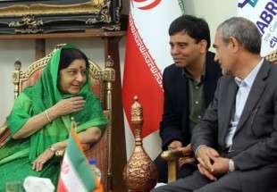 وزیرة خارجیة الهند تؤكد رفضها للحظر الاحادي على ایران