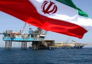 ایران سے تیل کریدنے والے ملکوں کو امریکہ کی دھمکی