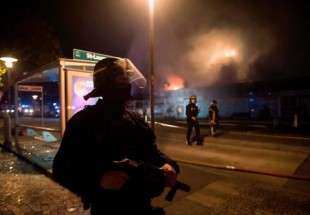 Riots erupt following French police killing of youth