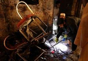 مقتل 7 وإصابة 24 آخرين في انفجار قنبلة شرقي باكستان