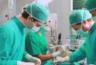 لماذا يرتدي الأطباء ملابس خضراء أثناء العمليات؟