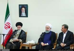 روحاني : ينبغي التنسيق بين السلطات لافشال المؤامرات الامريكية