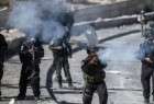 حالات اختناق بين الفلسطينين خلال اقتحام الاحتلال مدينة الخليل