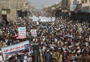 تظاهرات هزاران یمنی در صعده؛ «آبرویمان را با خون خود حفظ می‌کنیم»