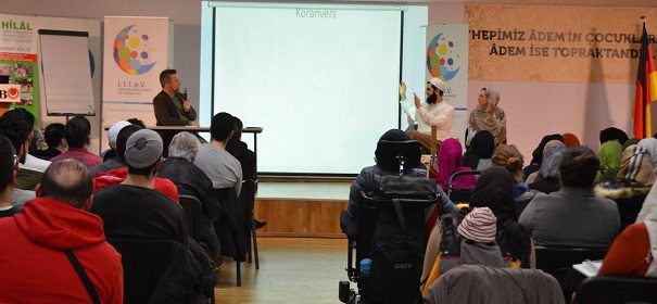 آموزش قرآن به زبان اشاره در آلمان